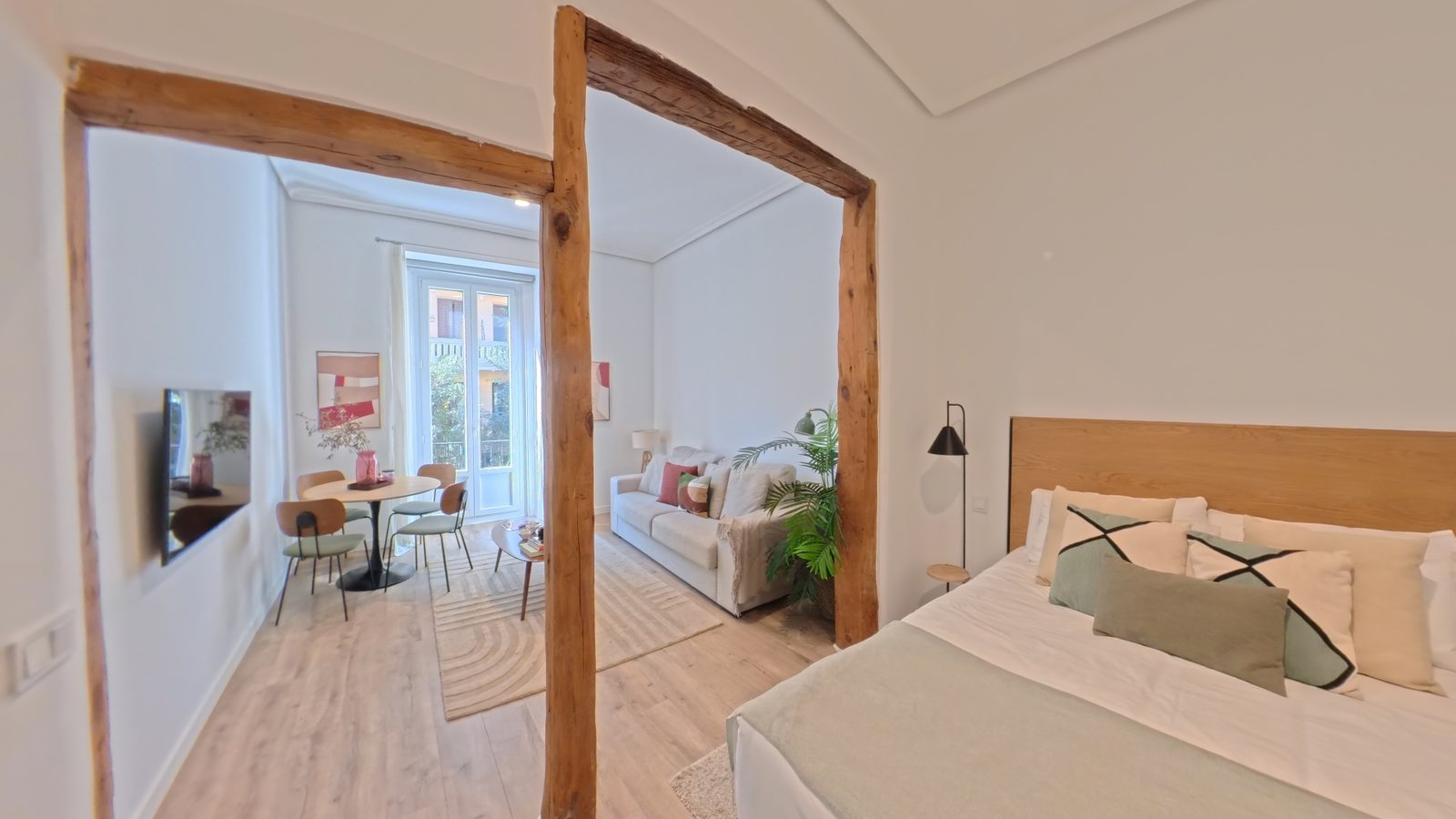 Recorrido 360° del departamento San Millán 2 en Madrid